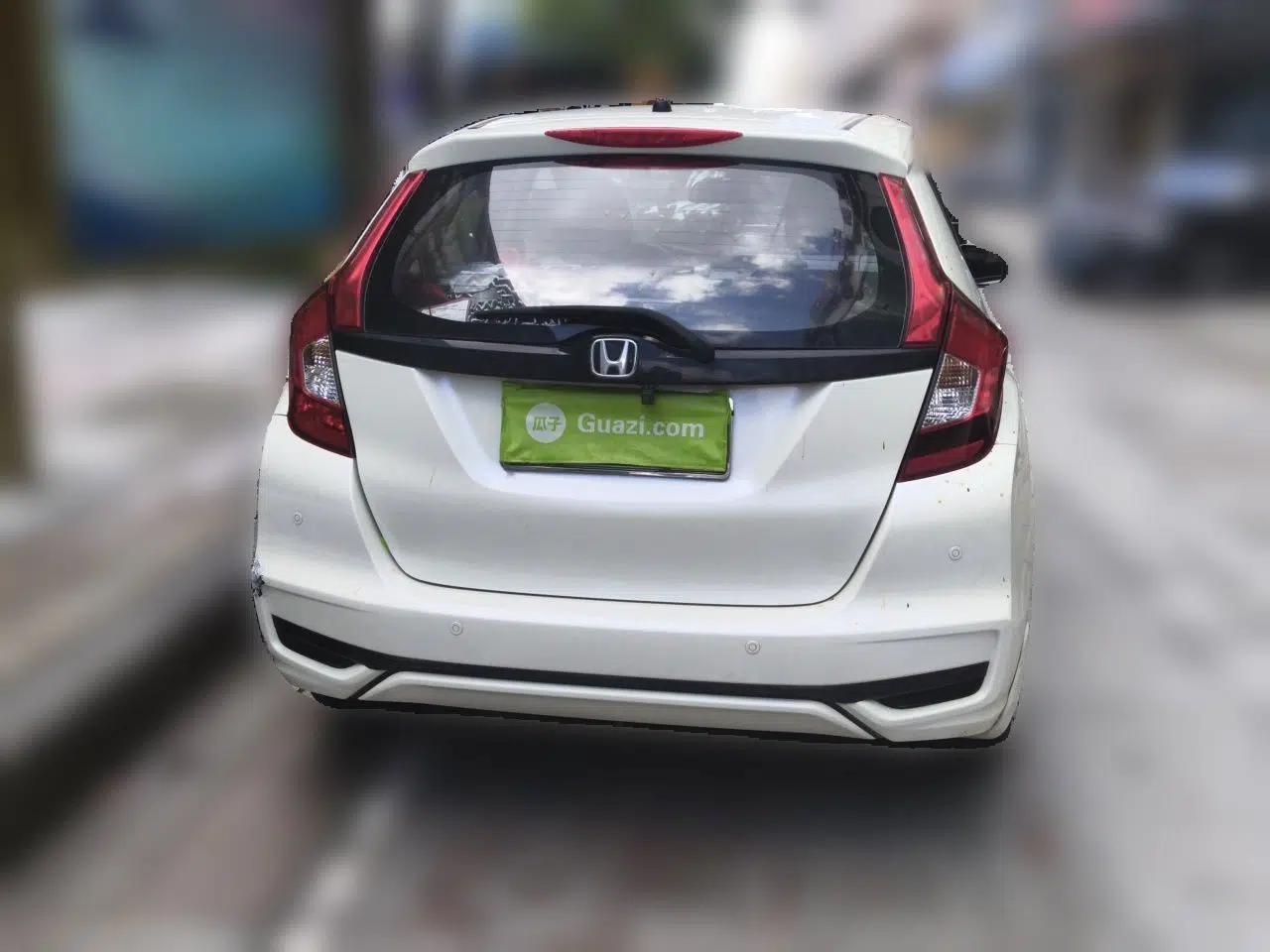 Honda Fit 2018 1.5L CVT Comfort Version — миниатюра 5