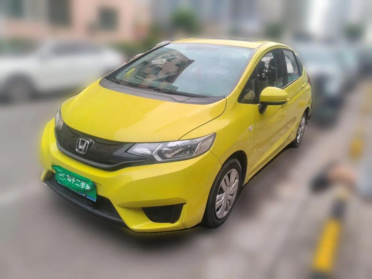 Honda Fit 2016 1.5L LXS CVT Comfort Sunroof Version — миниатюра 1