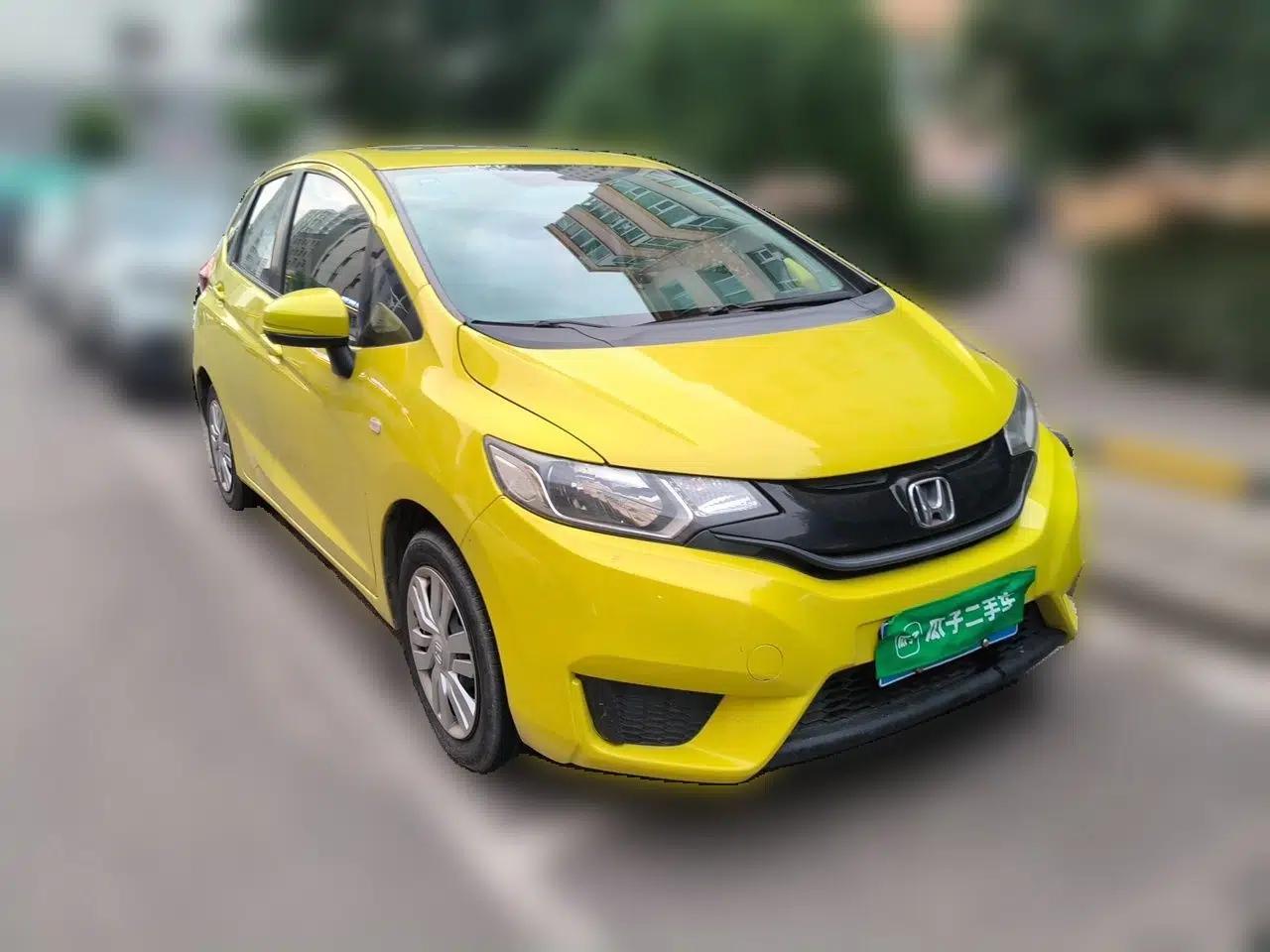 Honda Fit 2016 1.5L LXS CVT Comfort Sunroof Version — миниатюра 3