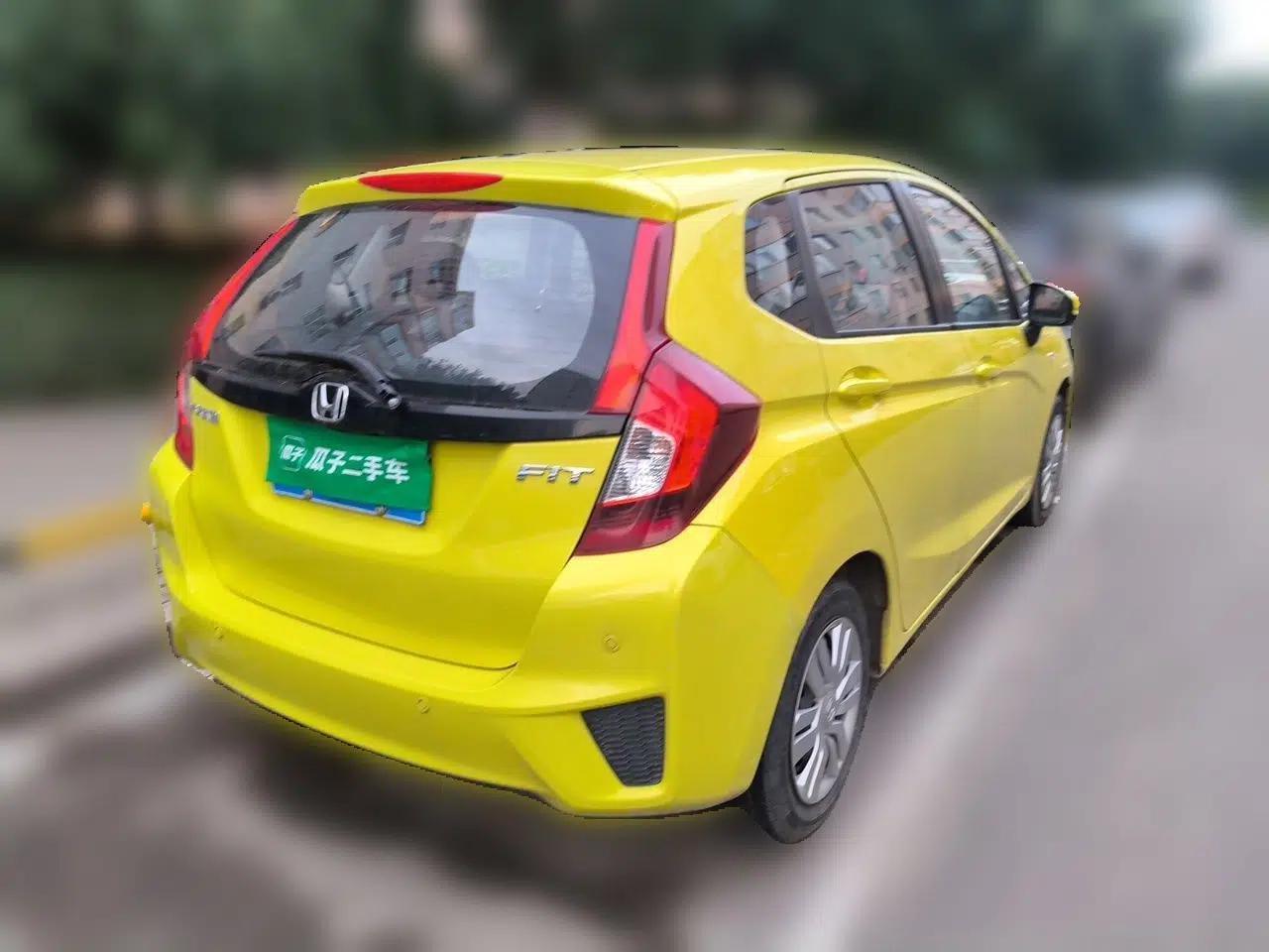 Honda Fit 2016 1.5L LXS CVT Comfort Sunroof Version — миниатюра 6