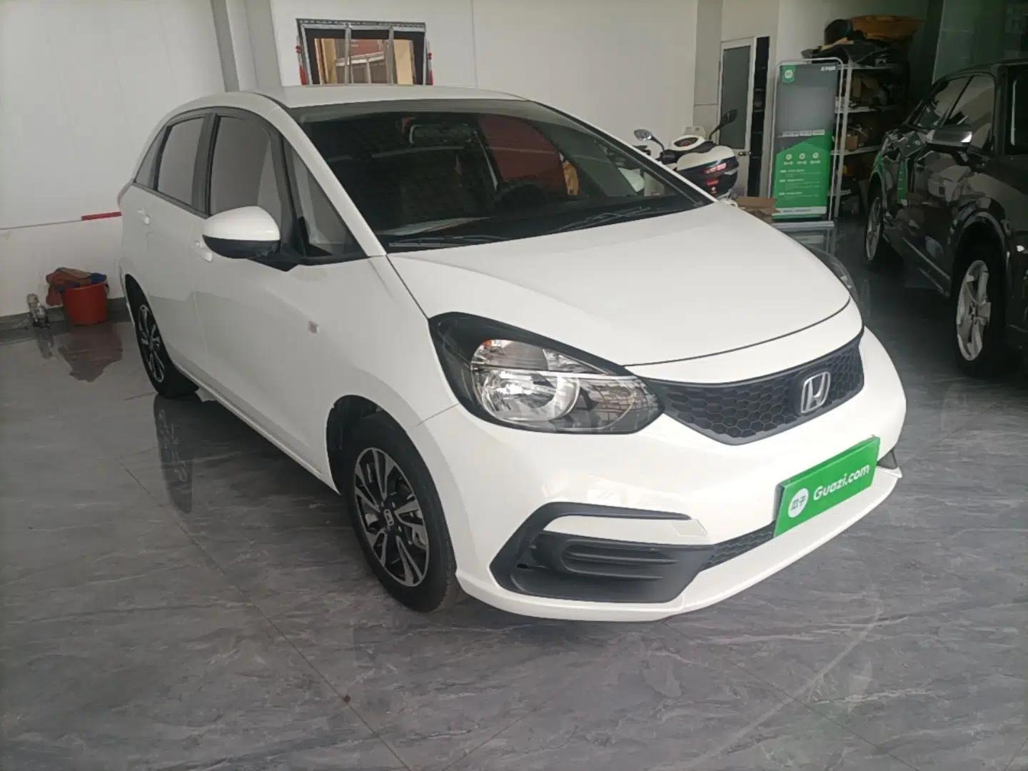 Honda Fit 2021 1.5L CVT Trend Edition — миниатюра 3