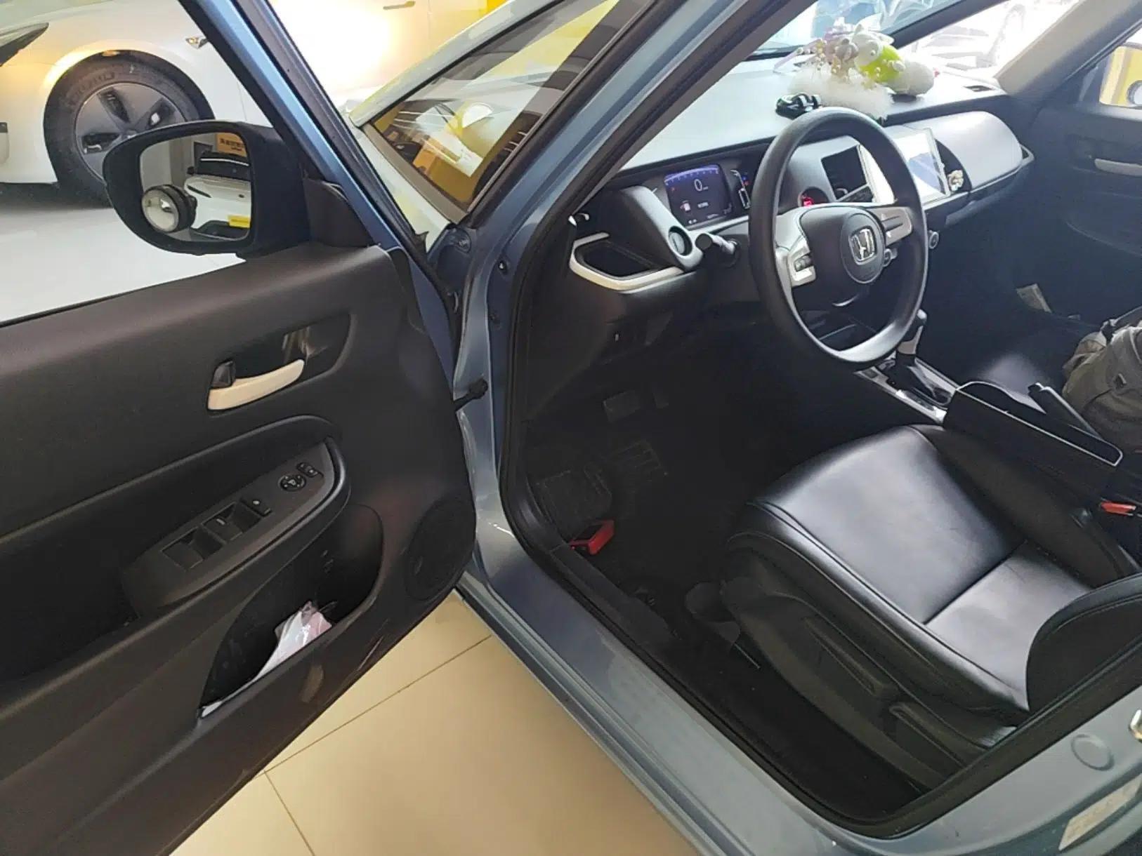 Honda Fit 2021 1.5L CVT Trendy Edition — миниатюра 23