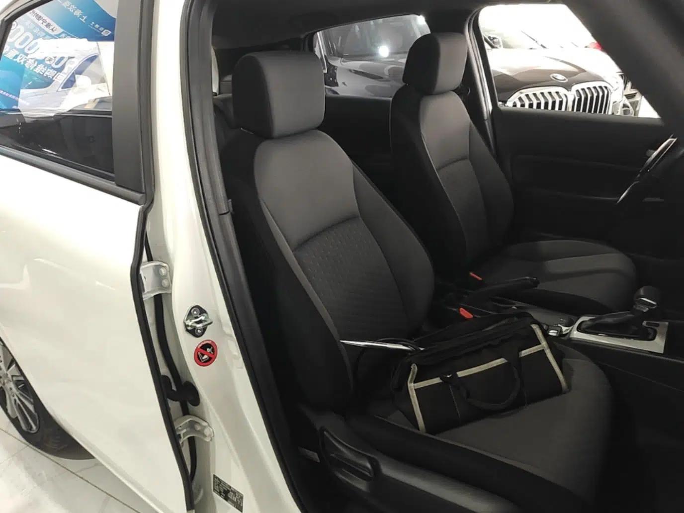 Honda Fit 2022 1.5L CVT Trendy Sunroof Edition — миниатюра 19