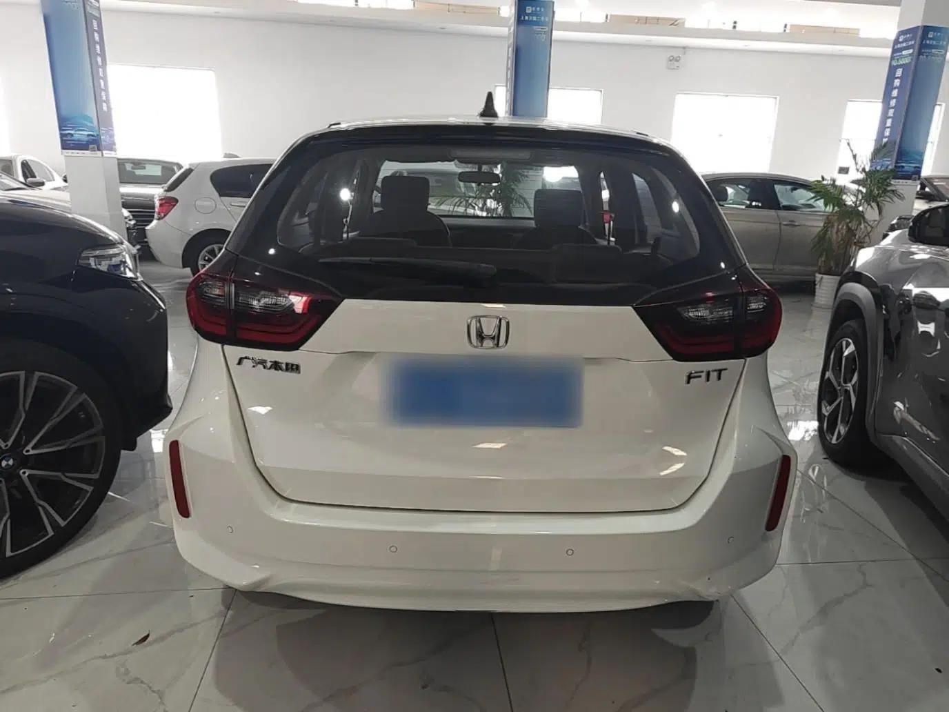 Honda Fit 2022 1.5L CVT Trendy Sunroof Edition — миниатюра 5