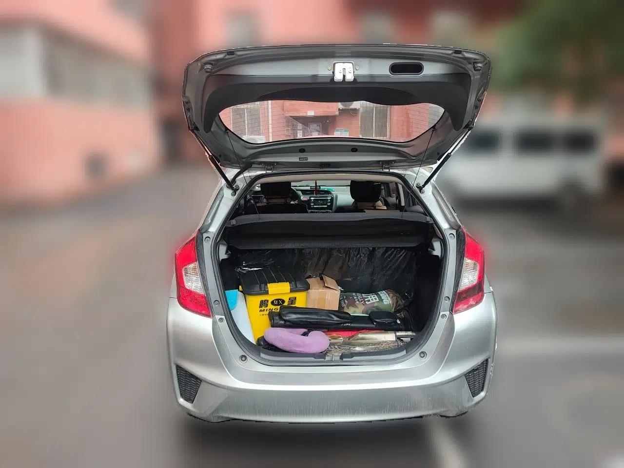 Honda Fit 2016 1.5L LX CVT Comfort Model — миниатюра 19