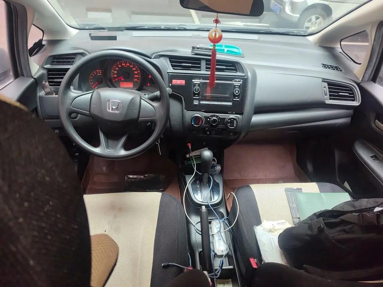 Honda Fit 2016 1.5L LX CVT Comfort Model — миниатюра 9
