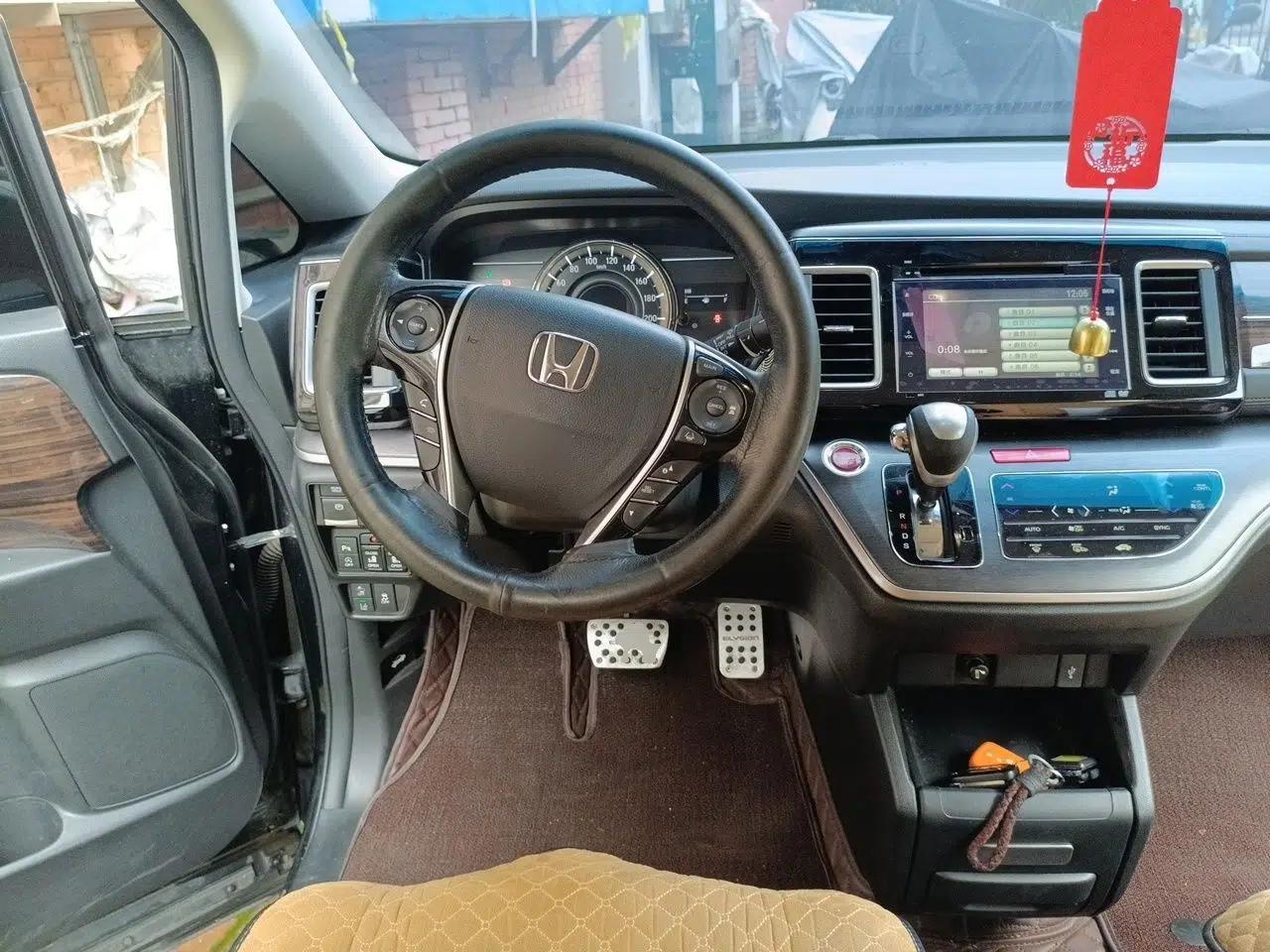 Honda Elysion 2016 2.4L Supreme Edition — миниатюра 10