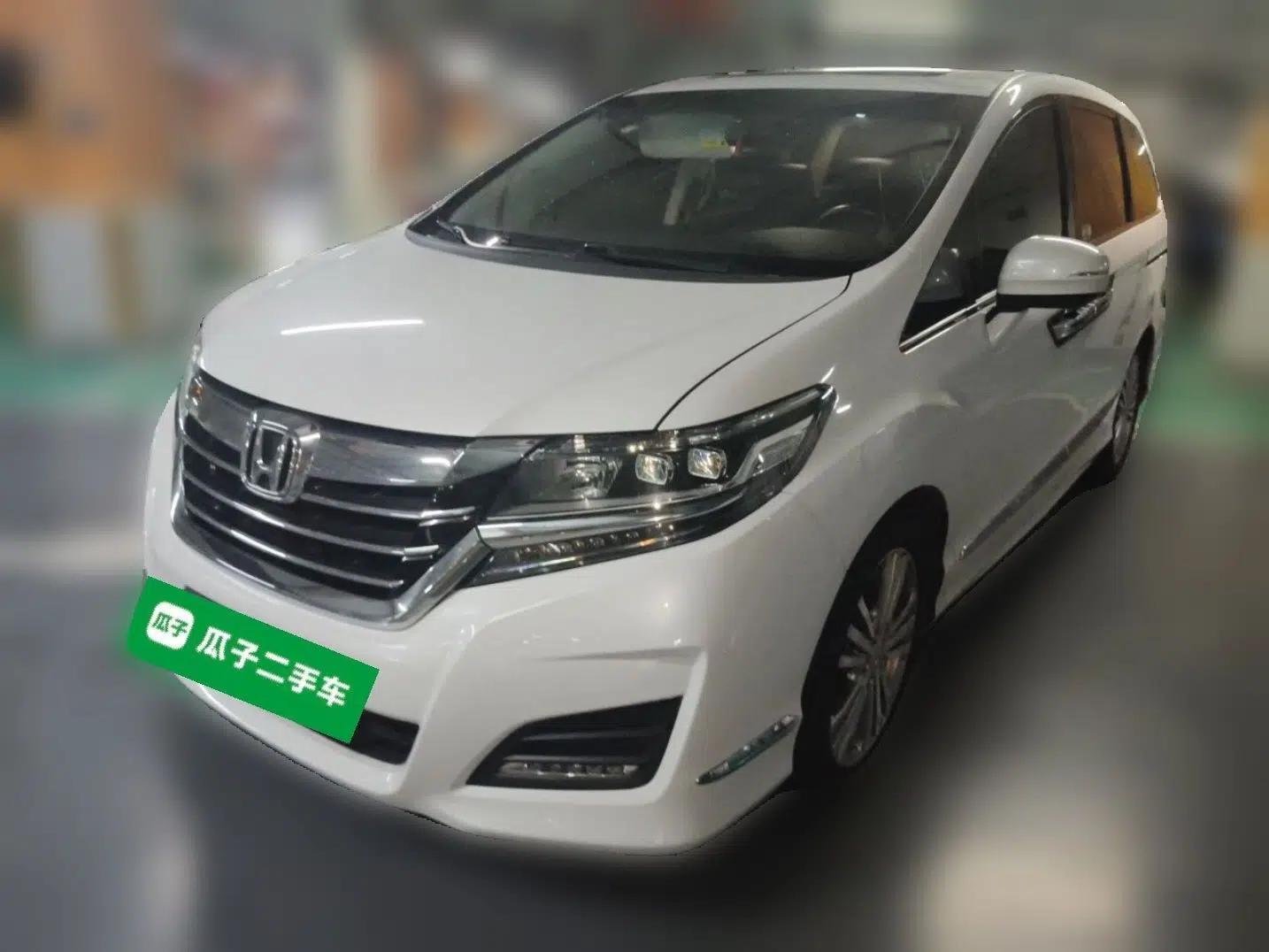 Honda Elysion 2016 2.4L Style Edition — миниатюра 1