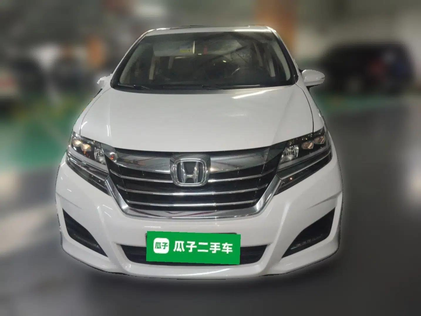 Honda Elysion 2016 2.4L Style Edition — миниатюра 2