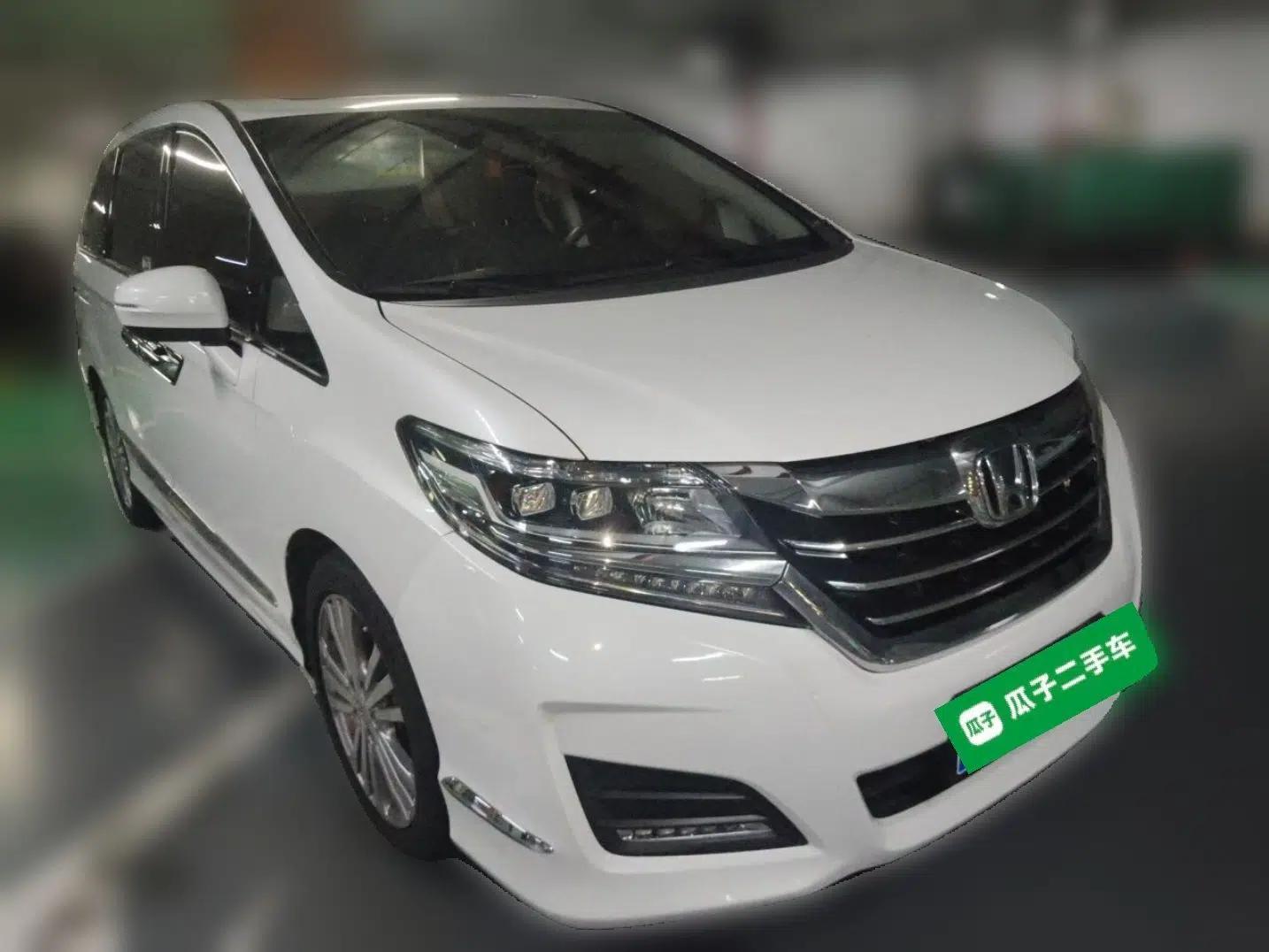 Honda Elysion 2016 2.4L Style Edition — миниатюра 3