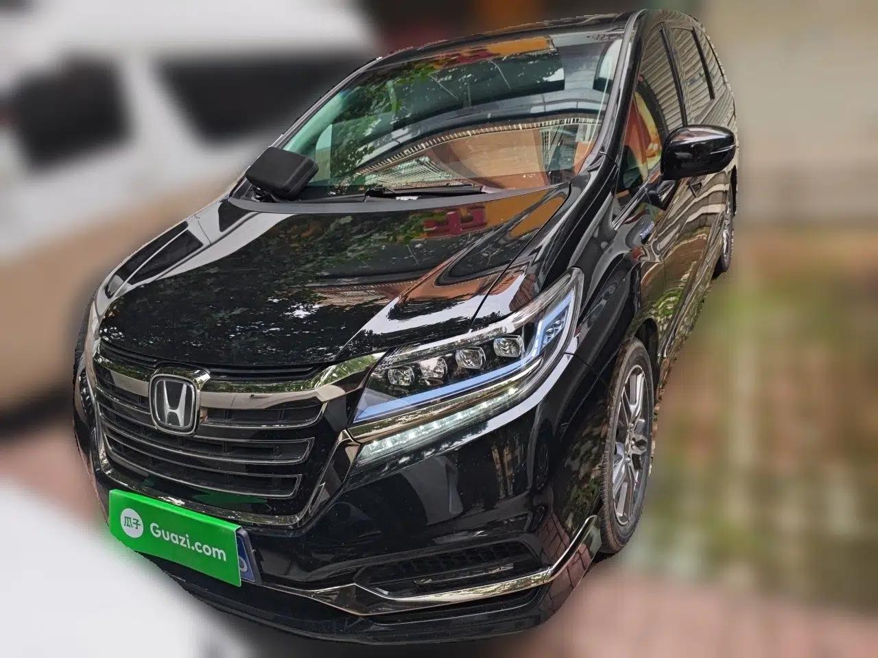 Honda Elysion 2019 2.0L Hybrid Luxury Edition — миниатюра 2