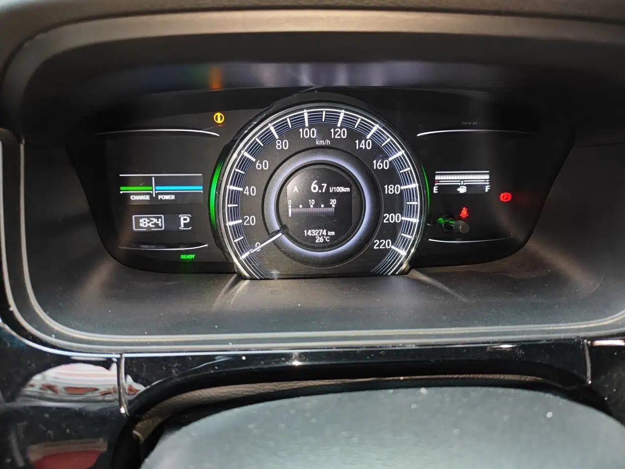 Honda Elysion 2019 2.0L Hybrid Luxury Edition — миниатюра 12