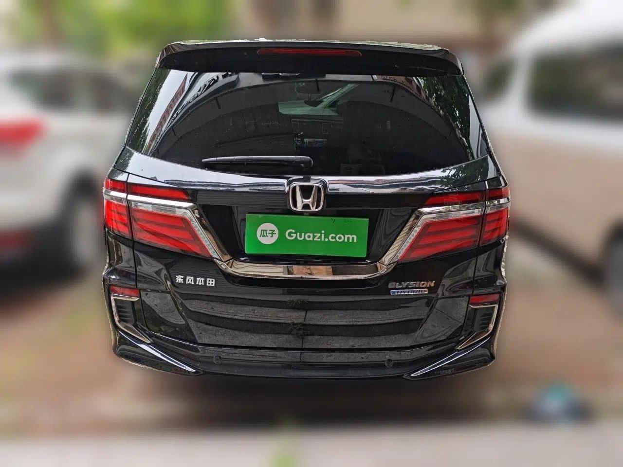 Honda Elysion 2019 2.0L Hybrid Luxury Edition — миниатюра 5
