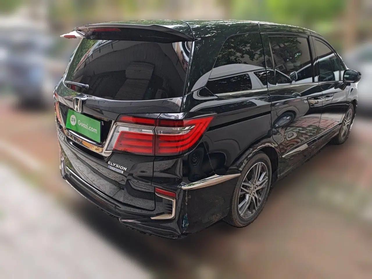 Honda Elysion 2019 2.0L Hybrid Luxury Edition — миниатюра 6
