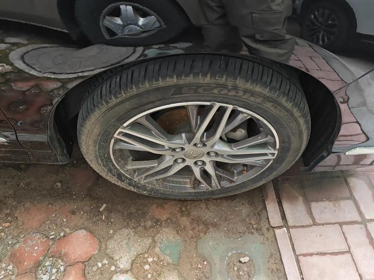 Honda Elysion 2019 2.0L Hybrid Luxury Edition — миниатюра 8