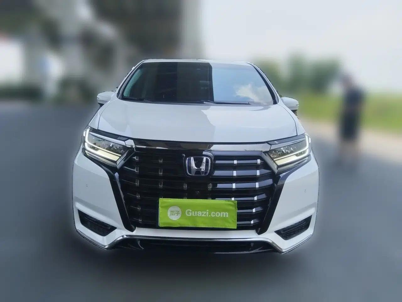 Honda Elysion 2022 2.0L eHEV Luxury Edition — миниатюра 2