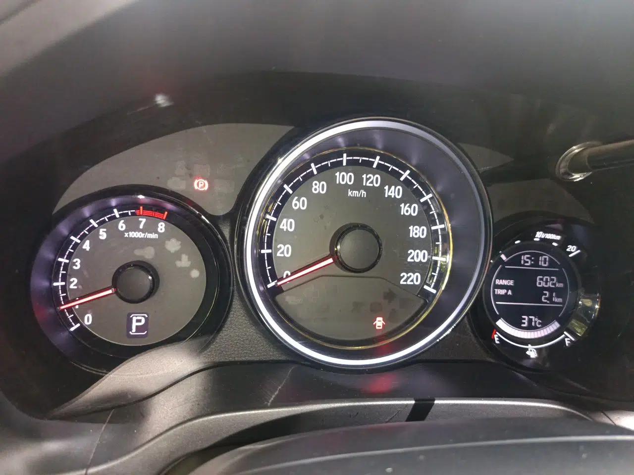 Honda XR-V 2015 1.5L LXi CVT Classic Edition — миниатюра 11