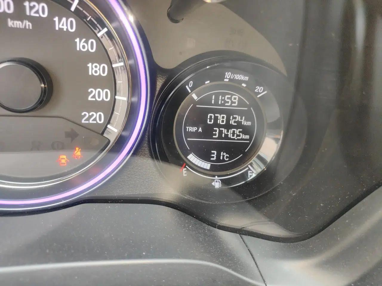 Honda XR-V 2015 1.8L EXi CVT Comfort Version — миниатюра 9
