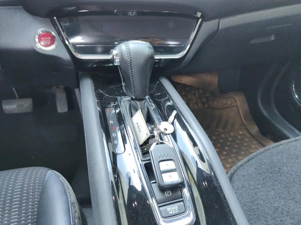 Honda Vezel 2015 1.8L CVT 2WD Luxury Model — миниатюра 14
