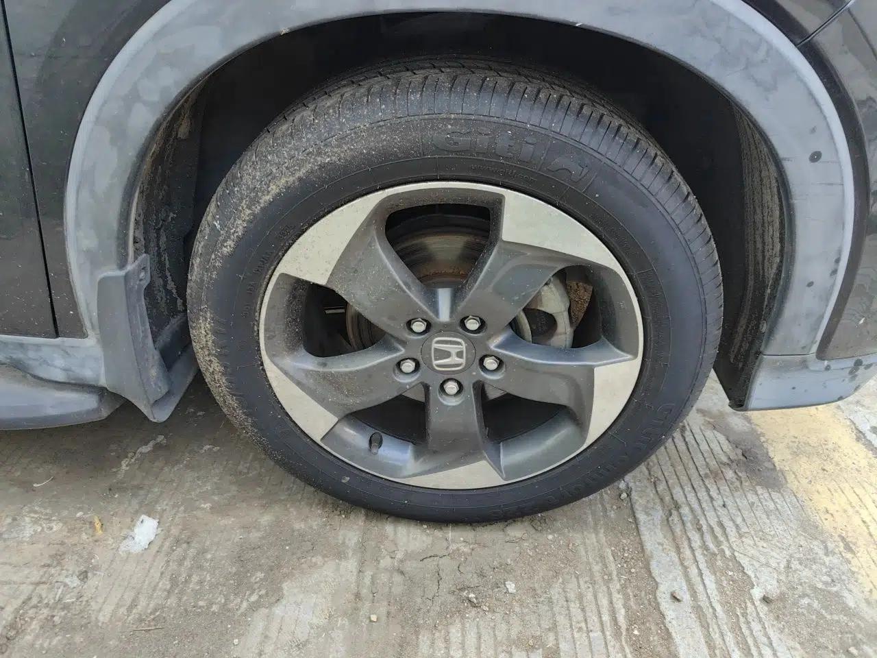 Honda Vezel 2015 1.8L CVT 2WD Luxury Model — миниатюра 8