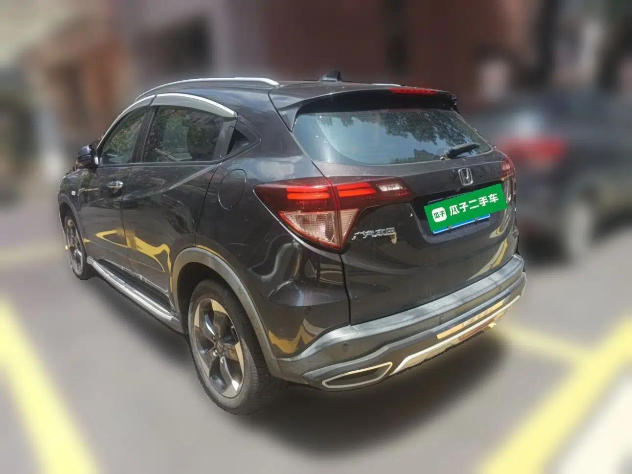 Honda Vezel 2017 1.8L CVT Front-Wheel Drive Pioneer Edition — миниатюра 4