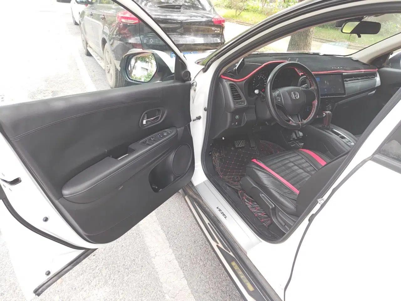 Honda Vezel 2015 1.5L CVT two-wheel drive Comfort trim — миниатюра 16