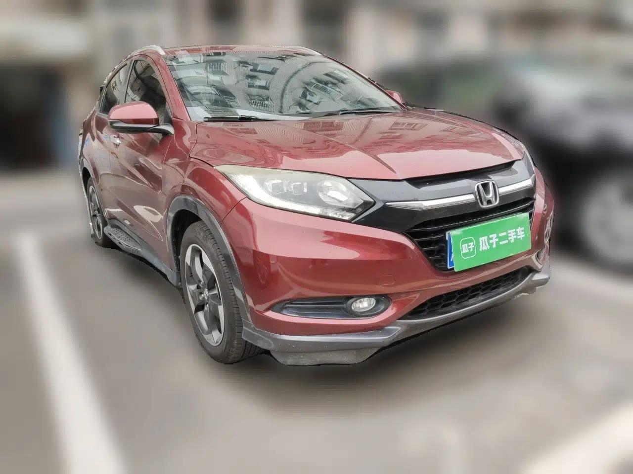 Honda Vezel 2015 1.8L CVT Four-Wheel Drive Flagship Model — миниатюра 3