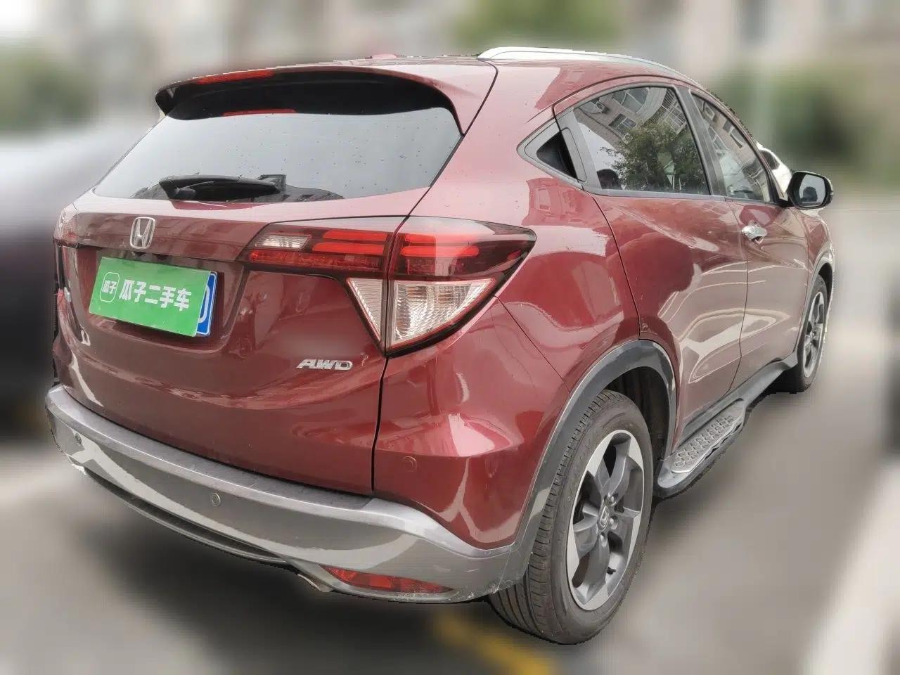 Honda Vezel 2015 1.8L CVT Four-Wheel Drive Flagship Model — миниатюра 6