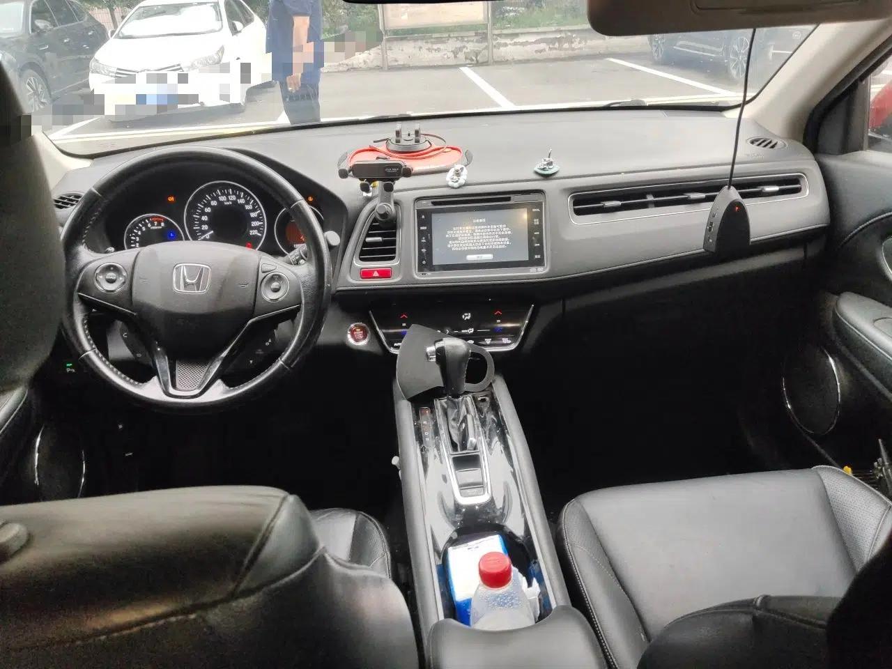 Honda Vezel 2015 1.8L CVT Four-Wheel Drive Flagship Model — миниатюра 9