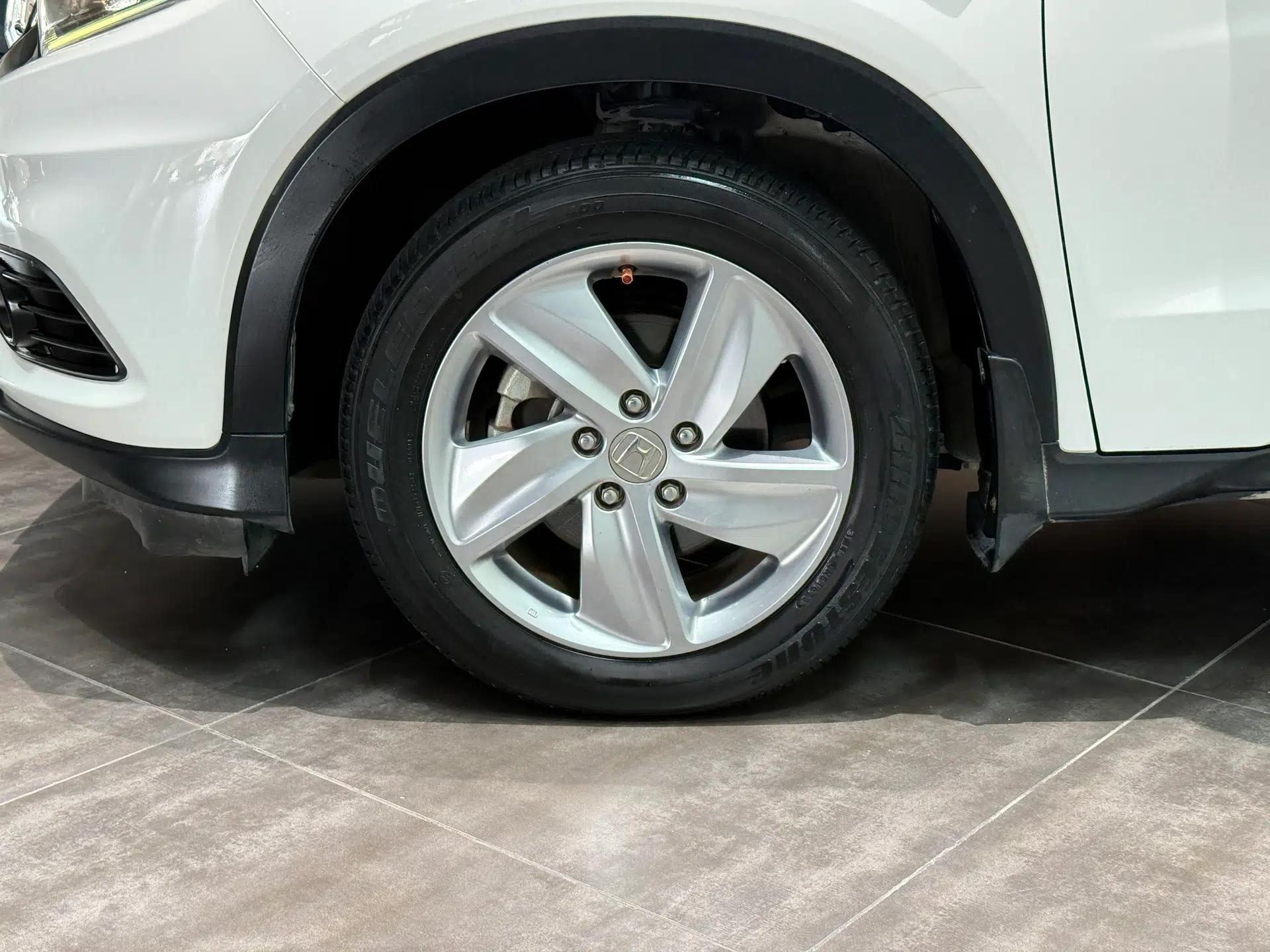 Honda Vezel 2019 220 TURBO CVT Elite Edition China VI — миниатюра 17
