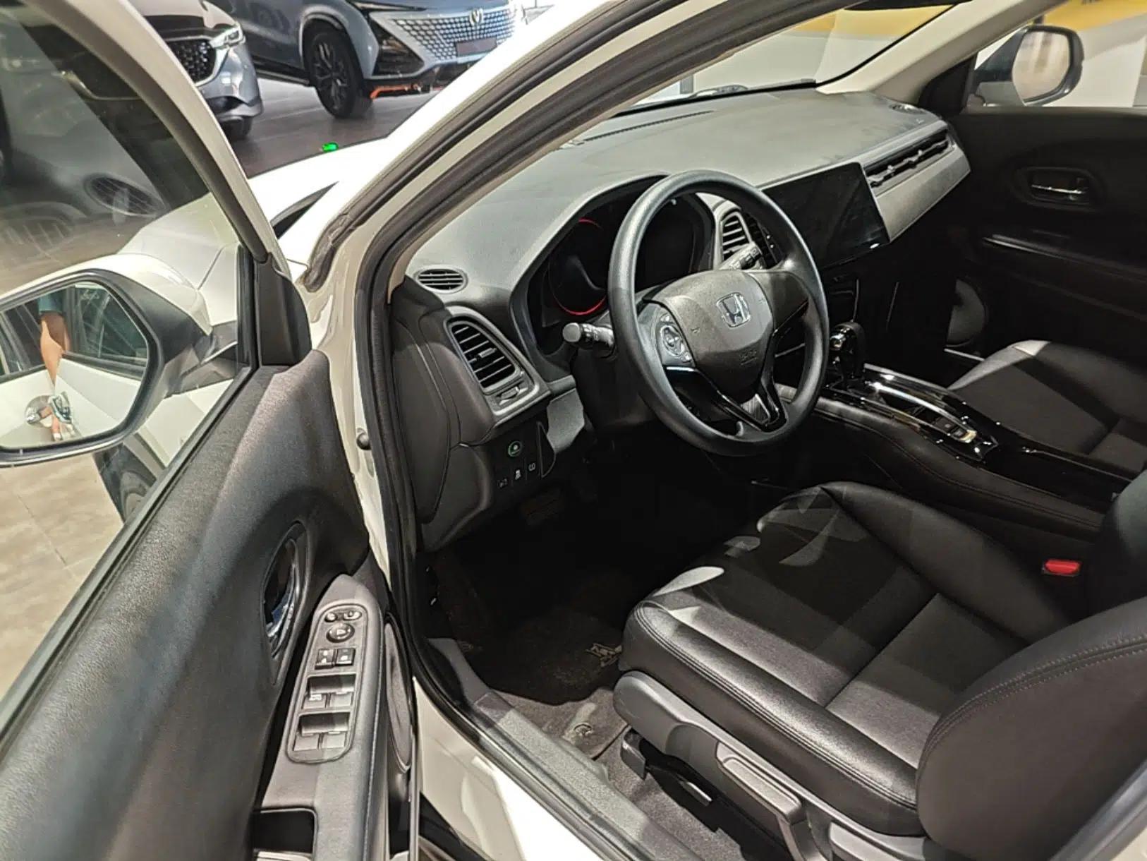 Honda Vezel 2019 220 TURBO CVT Elite Edition China VI — миниатюра 24