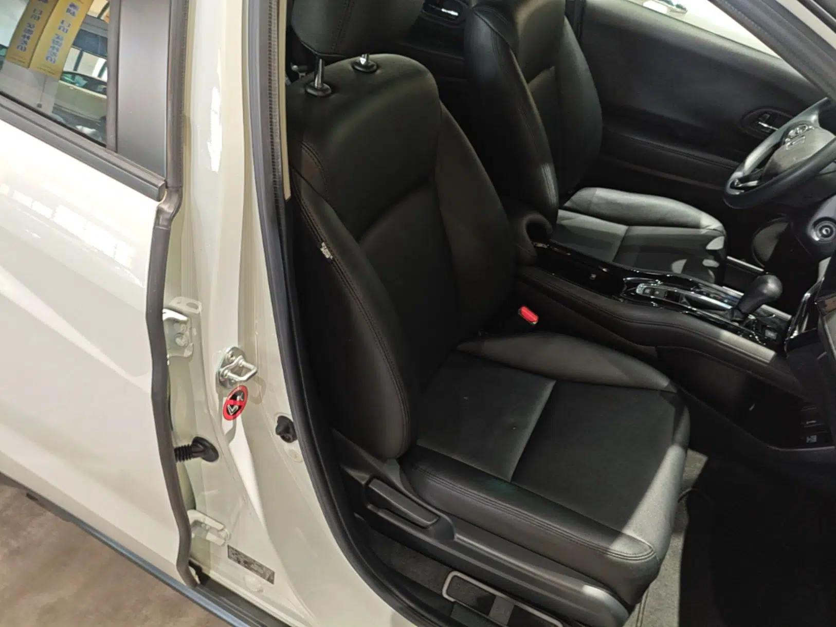 Honda Vezel 2019 220 TURBO CVT Elite Edition China VI — миниатюра 25