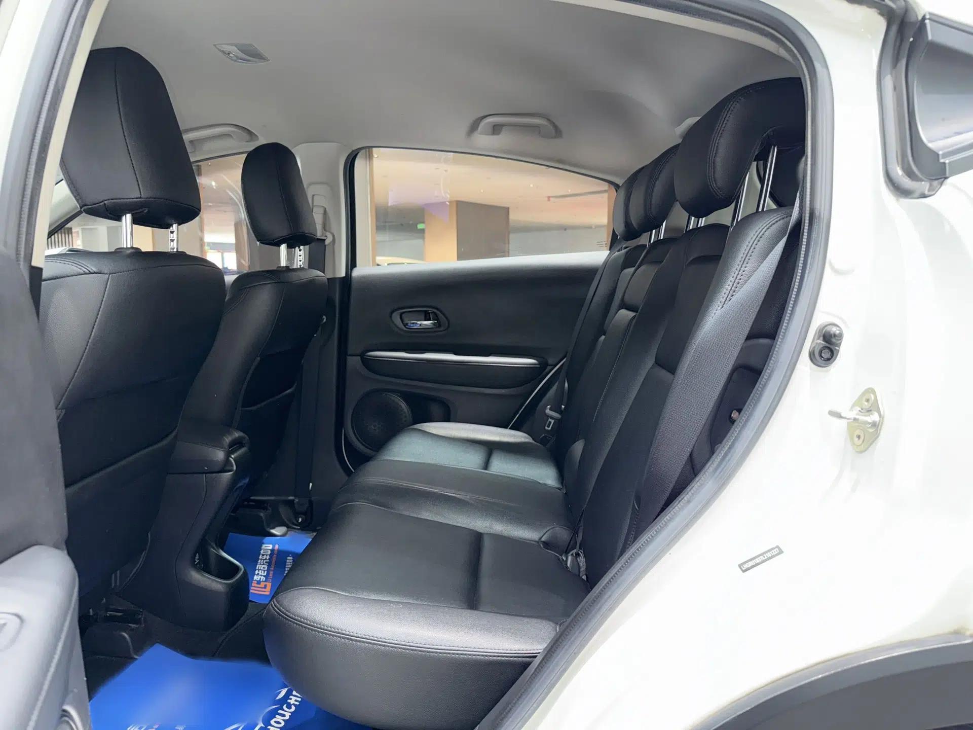 Honda Vezel 2019 220 TURBO CVT Elite Edition China VI — миниатюра 32