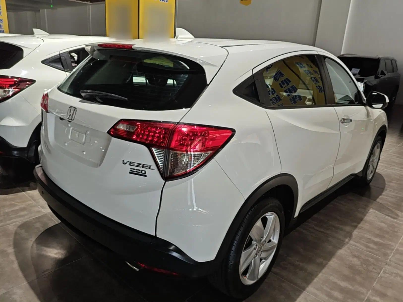 Honda Vezel 2019 220 TURBO CVT Elite Edition China VI — миниатюра 6
