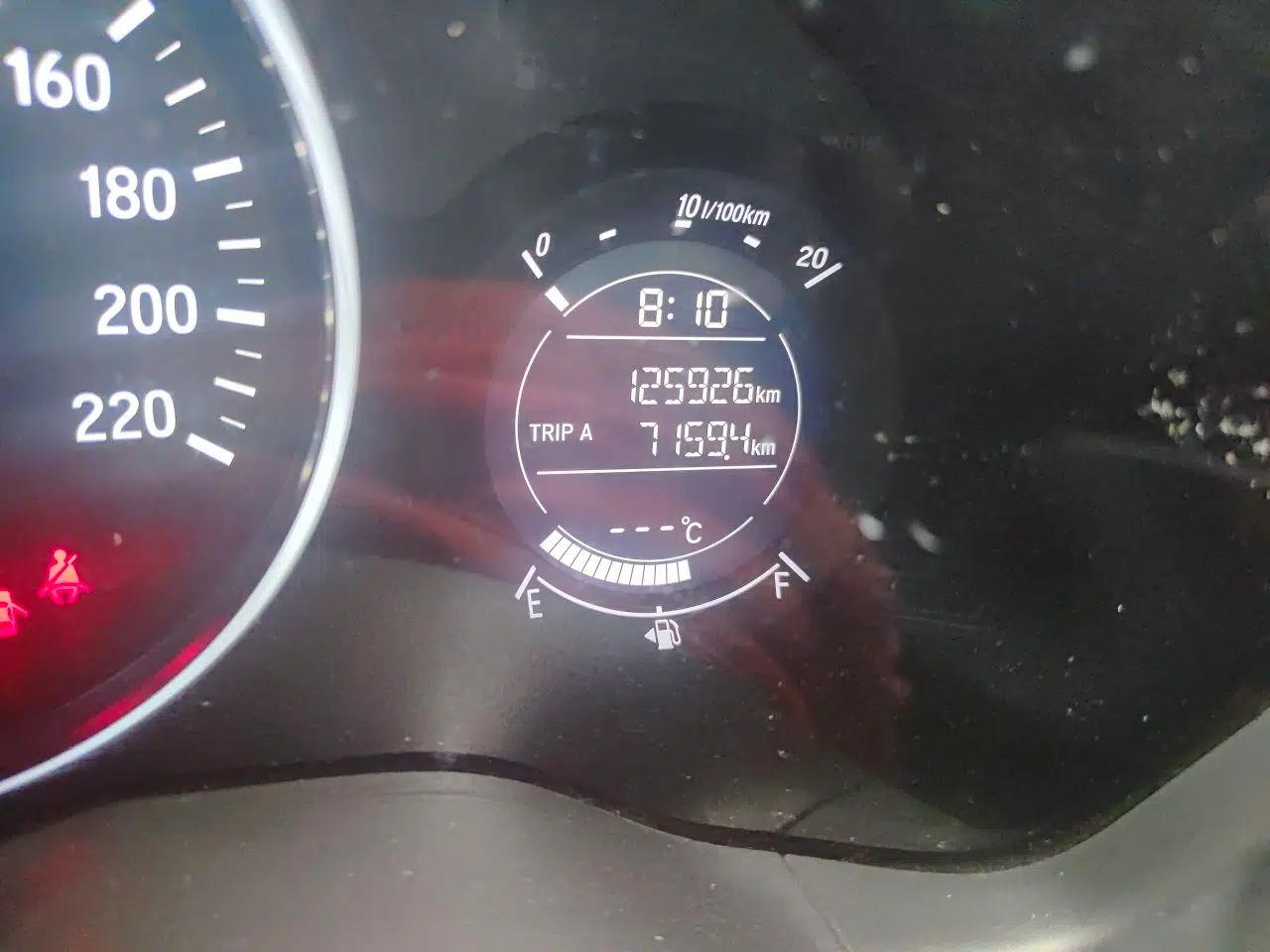 Honda Vezel 2015 1.5L CVT two-wheel drive Comfort trim — миниатюра 11