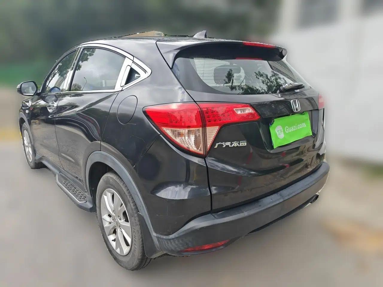 Honda Vezel 2015 1.5L CVT two-wheel drive Comfort trim — миниатюра 4