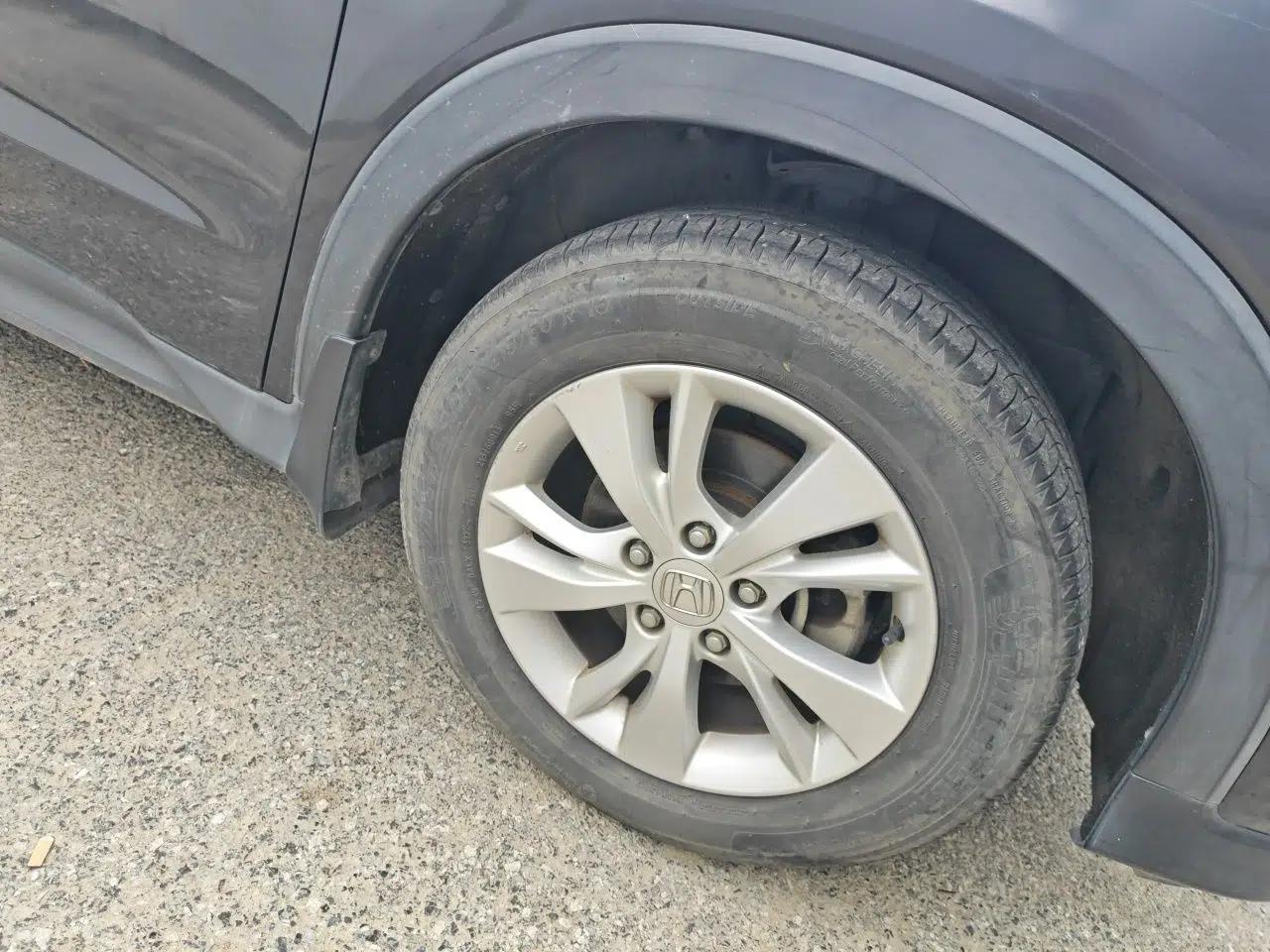 Honda Vezel 2015 1.5L CVT two-wheel drive Comfort trim — миниатюра 8