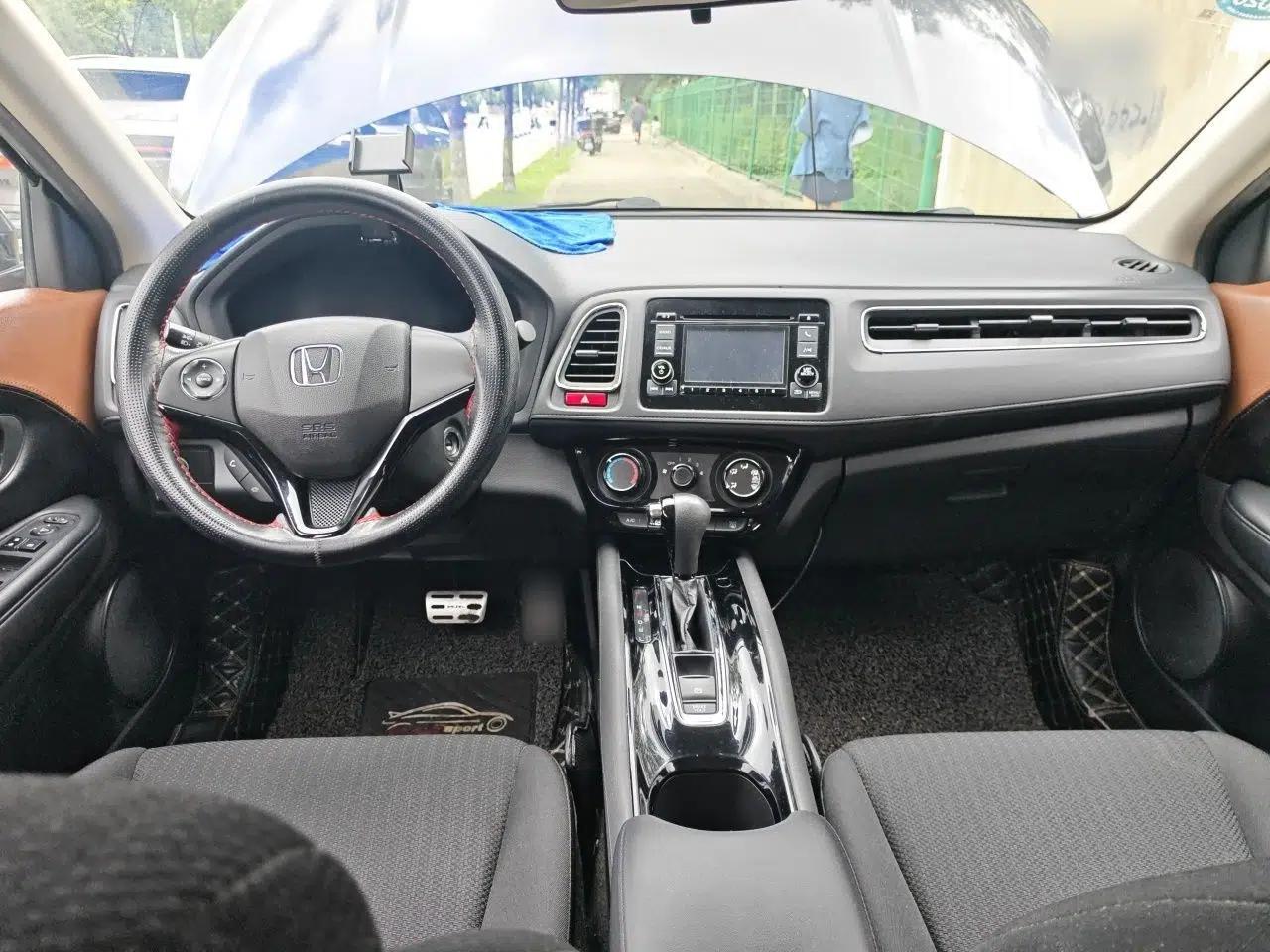 Honda Vezel 2015 1.5L CVT two-wheel drive Comfort trim — миниатюра 9