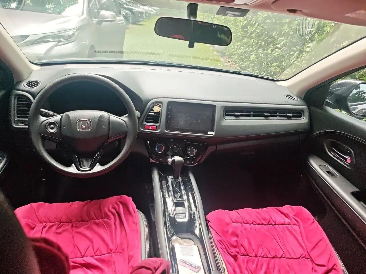 Honda Vezel 2015 1.5L CVT two-wheel drive Comfort trim — миниатюра 9