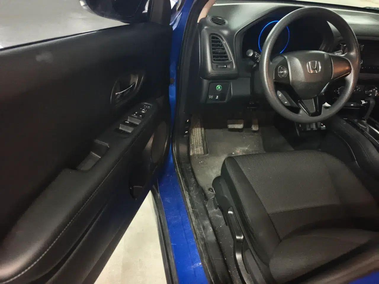 Honda Vezel 2015 1.5L CVT two-wheel drive Comfort trim — миниатюра 16