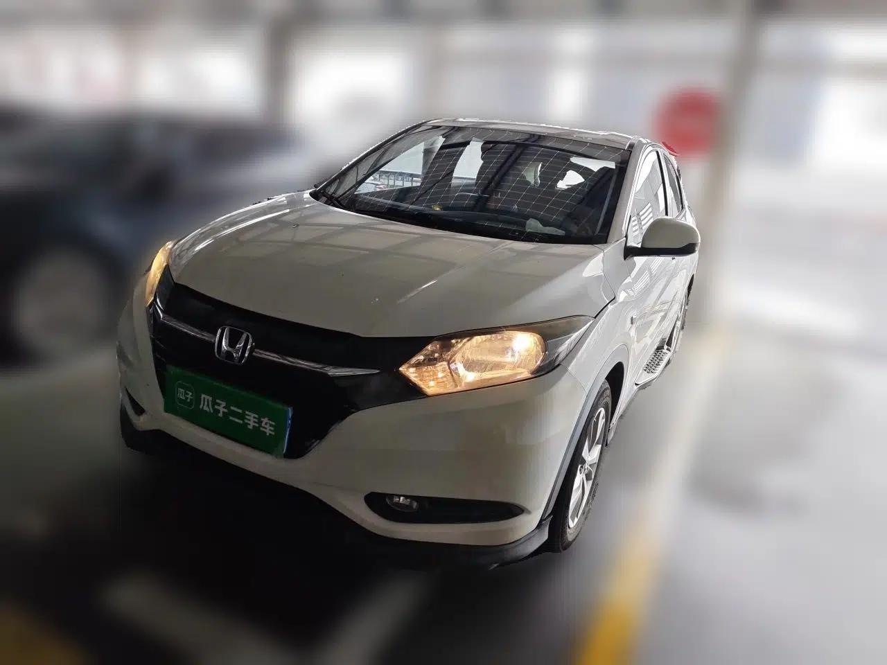 Honda Vezel 2017 1.5L CVT 2WD Comfort Model — миниатюра 1