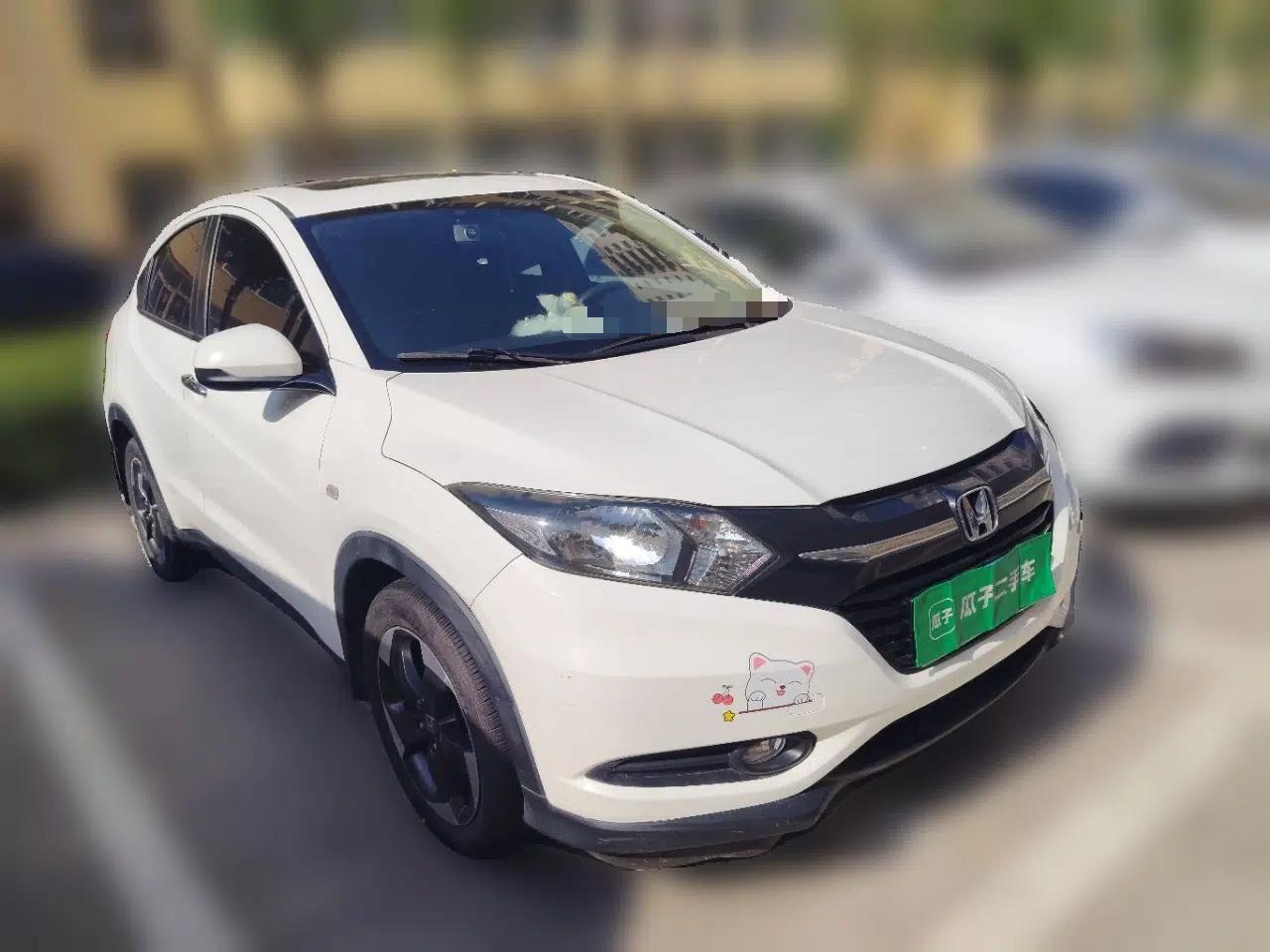 Honda Vezel 2016 1.8L CVT Front-Wheel Drive Pioneer Edition — миниатюра 3
