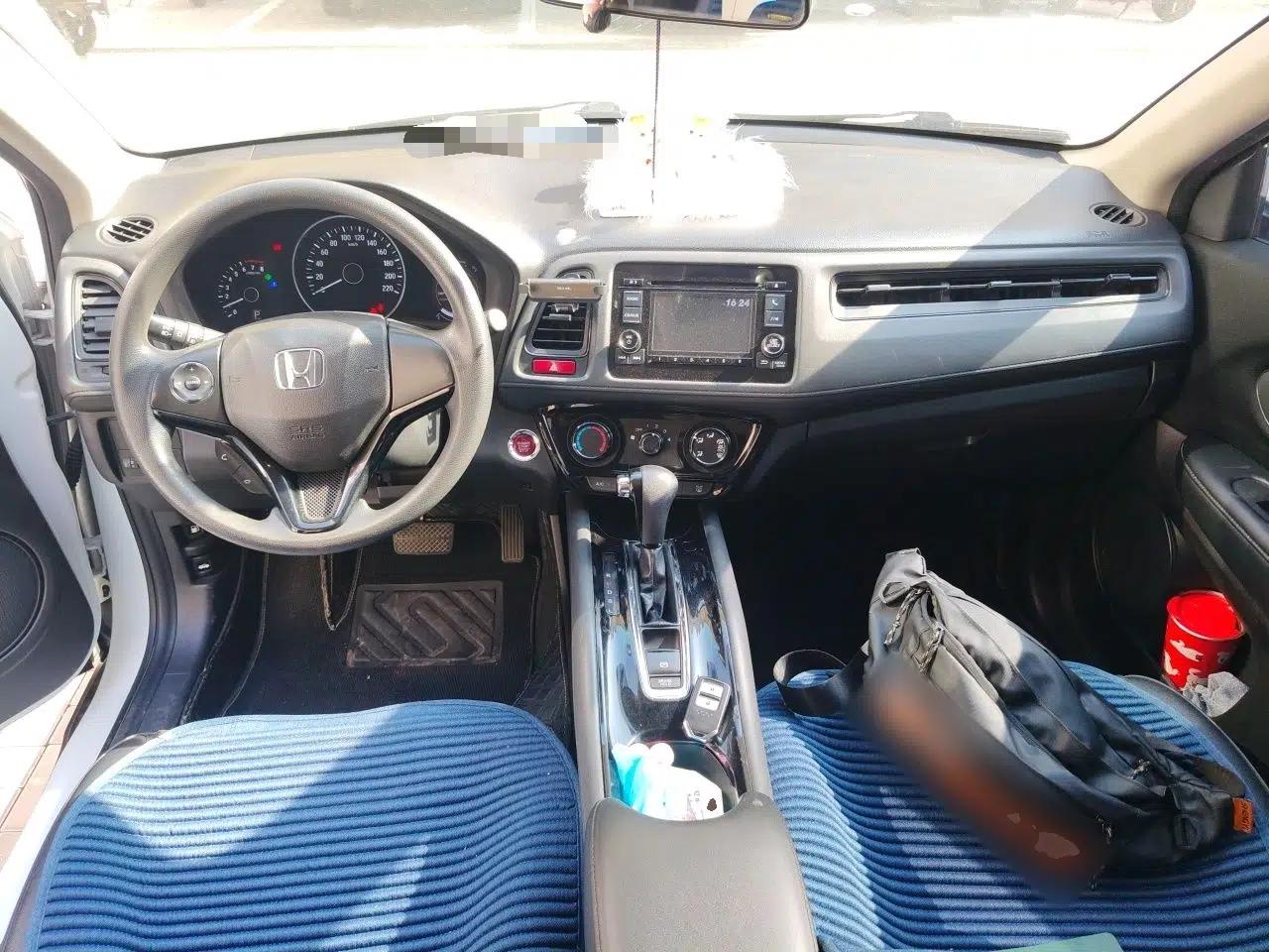 Honda Vezel 2016 1.8L CVT Front-Wheel Drive Pioneer Edition — миниатюра 9