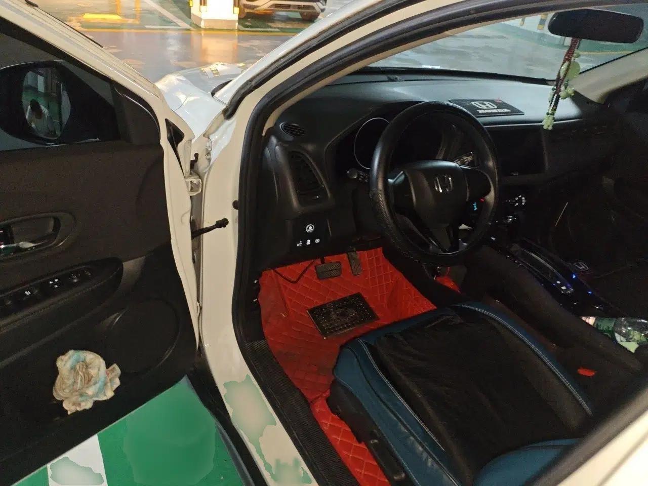 Honda Vezel 2020 1.5L CVT Elite Edition — миниатюра 19