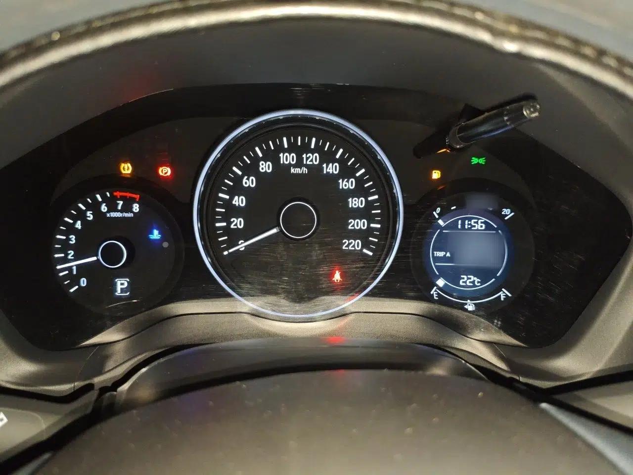 Honda Vezel 2020 1.5L CVT Elite Edition — миниатюра 10
