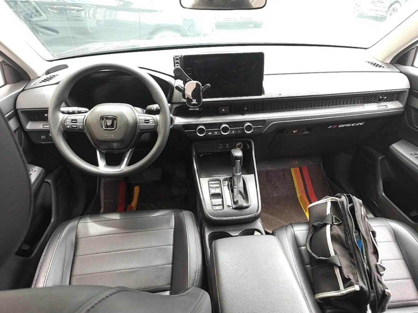Honda Breeze 2023 240TURBO Two-Wheel Drive Elite Edition 5 Seats — миниатюра 12