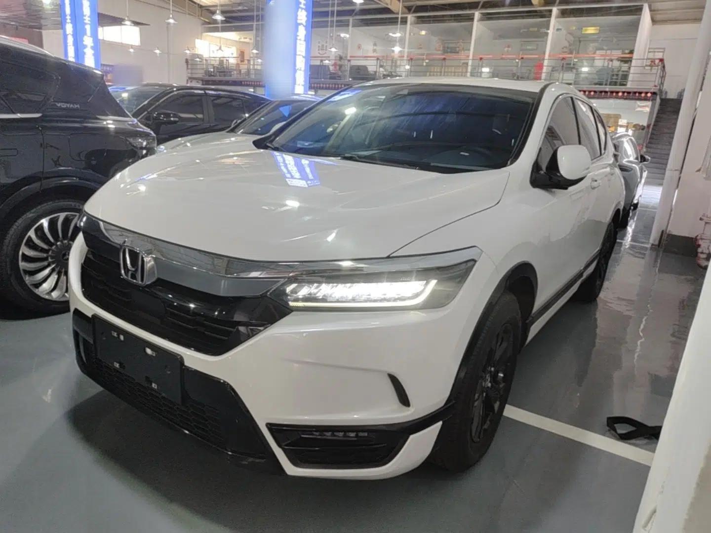 Honda Breeze 2020 240TURBO CVT Two-Wheel Drive Prestige Edition — миниатюра 1