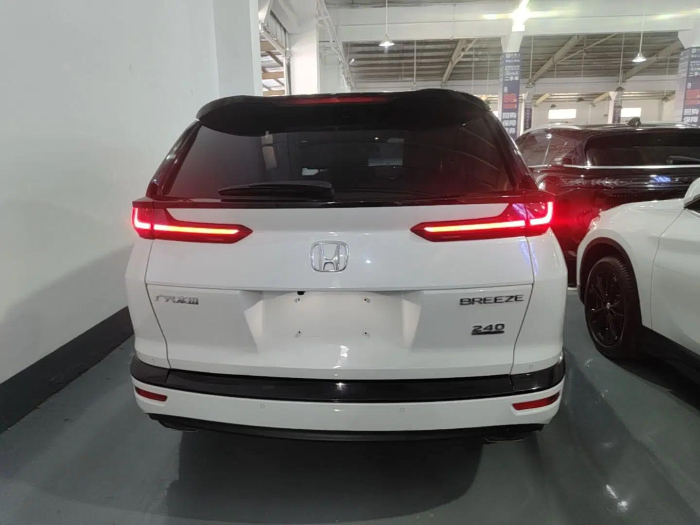 Honda Breeze 2020 240TURBO CVT Two-Wheel Drive Prestige Edition — миниатюра 5