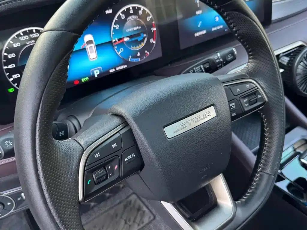 Jetour X90 PLUS 2024 1.6TD DCT Family Fun Edition 7-Seater — миниатюра 14