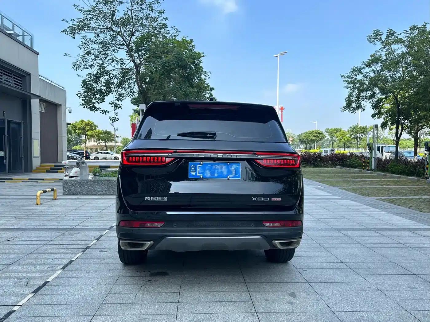Jetour X90 PLUS 2021 1.6TD DCT Manor 7-seater — миниатюра 5
